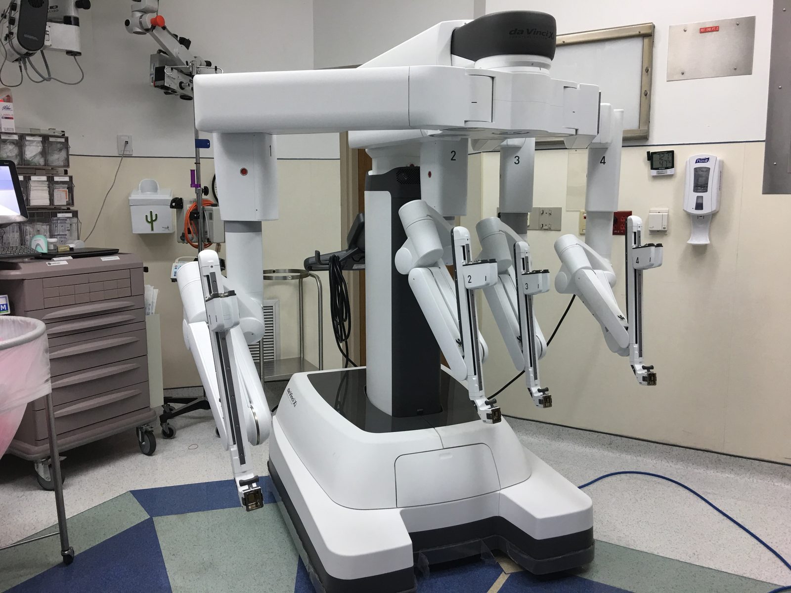 The Intuitive Surgical da Vinci Xi surgical robot system